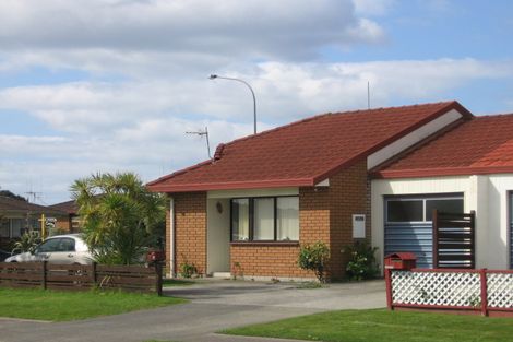 Photo of property in 1 Inverell Place, Mount Maunganui, 3116