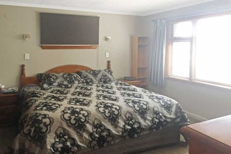 Photo of property in 112 Smith Street, Woolston, Christchurch, 8062