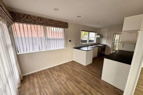 Photo of property in 18b Kirby Street, Glendene, Auckland, 0602