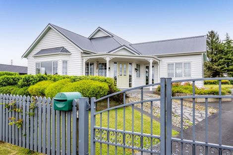 Photo of property in 7 Biron Place, Stratford, 4332