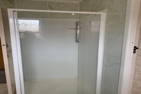 Photo of property in 41 Parrs Cross Road, Henderson, Auckland, 0612