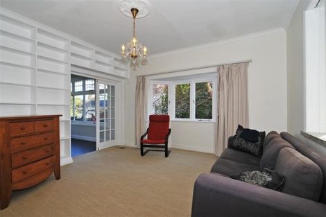 Photo of property in 15 Roscoe Terrace, Wadestown, Wellington, 6012