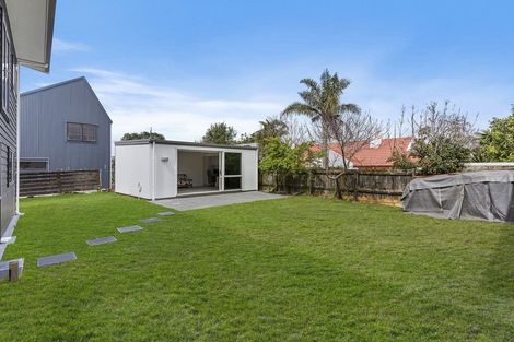 Photo of property in 1312 Papamoa Beach Road, Papamoa Beach, Papamoa, 3118