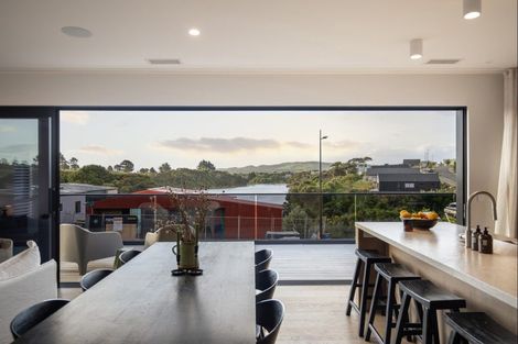 Photo of property in 23 Omahina Street, Raglan, 3225