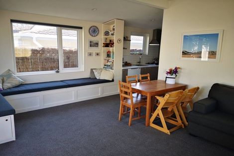 Photo of property in 78 Apu Crescent, Lyall Bay, Wellington, 6022