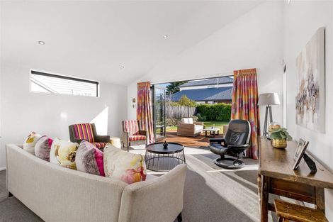 Photo of property in 1 Mcfaddens Road, St Albans, Christchurch, 8052