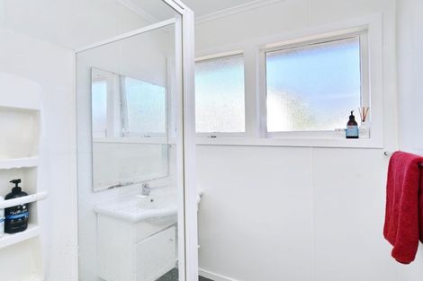 Photo of property in 43 Uxbridge Street, Redwood, Christchurch, 8051