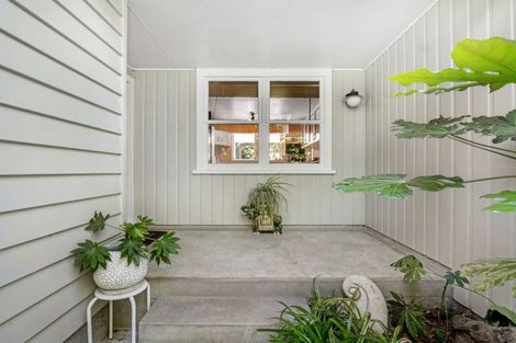 Photo of property in 9 Anaru Place, Awapuni, Palmerston North, 4412