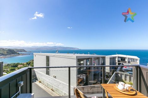 Photo of property in 12/52 High Street, Island Bay, Wellington, 6023