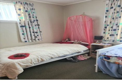 Photo of property in 27ab Loongana Street, Waitangirua, Porirua, 5024