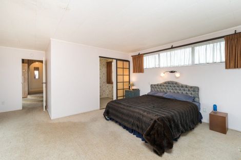 Photo of property in 46 Duff Crescent, Highbury, Palmerston North, 4412
