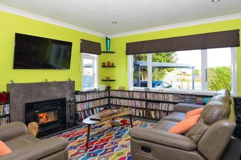 Photo of property in 1012 Heretaunga Street East, Parkvale, Hastings, 4122