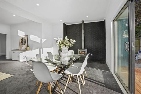 Photo of property in 12 Dyers Pass Road, Cashmere, Christchurch, 8022