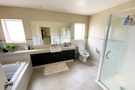 Photo of property in 12 Tivoli Court, Flat Bush, Auckland, 2019