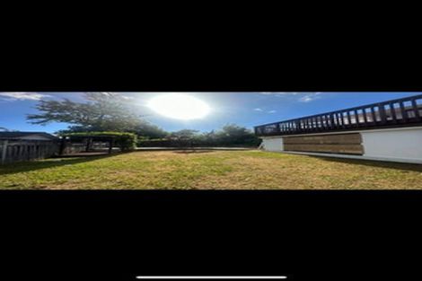 Photo of property in 105 Triangle Road, Massey, Auckland, 0614