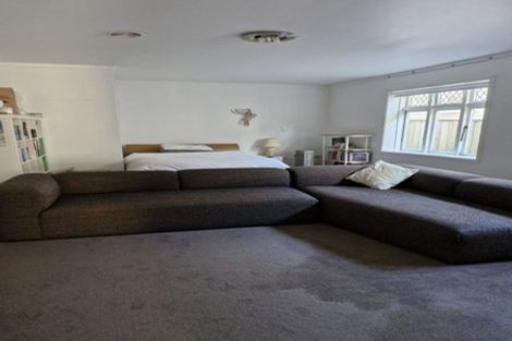 Photo of property in 102 Clyde Street, Island Bay, Wellington, 6023