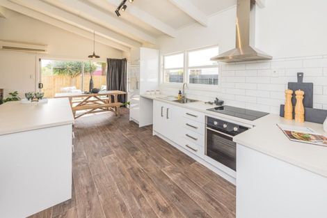 Photo of property in 8a Kings Avenue, Gonville, Whanganui, 4501