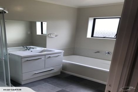 Photo of property in 2/56 West Street, Pukekohe, 2120