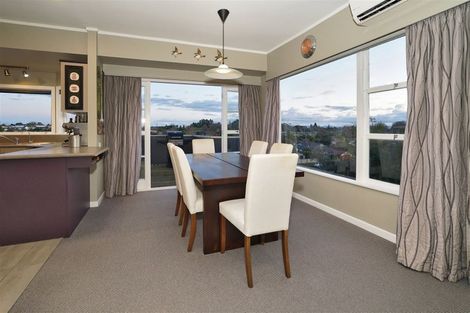 Photo of property in 84 Cambridge Road, Hillcrest, Hamilton, 3216