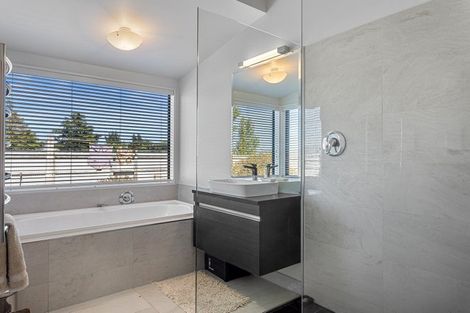 Photo of property in 134 East Street, Rotherham, 7379