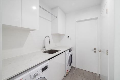 Photo of property in 90 Abberley Crescent, St Albans, Christchurch, 8014