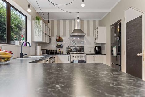 Photo of property in 76 Iles Road, Lynmore, Rotorua, 3010