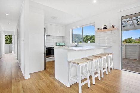 Photo of property in 5 Bell Road, Pauanui, Hikuai, 3579