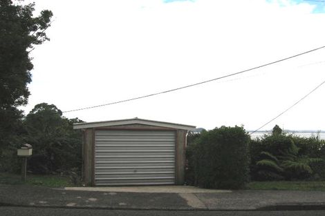 Photo of property in 66 Tanekaha Road, Titirangi, Auckland, 0604