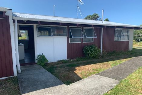 Photo of property in 128 Farquhar Road, Glendene, Auckland, 0602