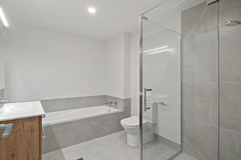 Photo of property in 71 Mangahoe Road, Mount Wellington, Auckland, 1062