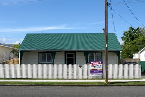 Photo of property in 8 Lowther Street, Whanganui, 4500