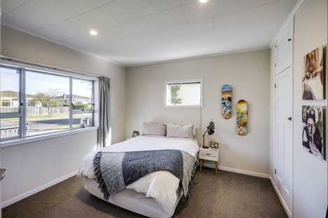 Photo of property in 422 Massey Street, Akina, Hastings, 4122