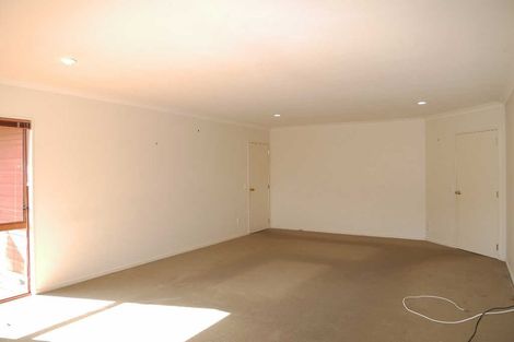 Photo of property in 72 Hinemoa Street, Paraparaumu, 5032