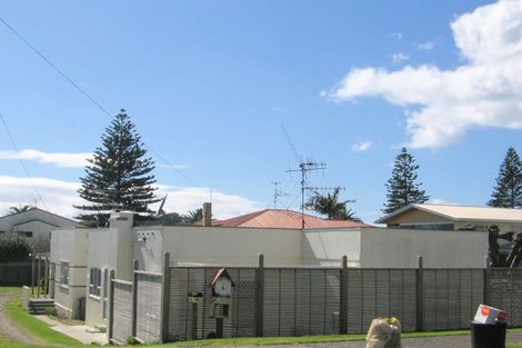 Photo of property in 9c Rita Street, Mount Maunganui, 3116