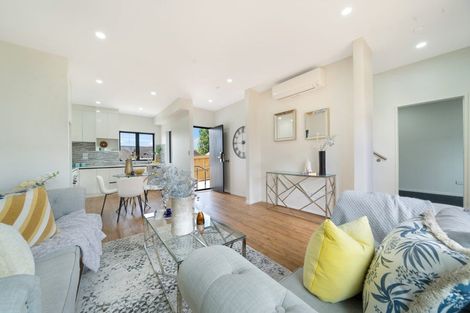 Photo of property in 21 Parker Avenue, New Lynn, Auckland, 0600