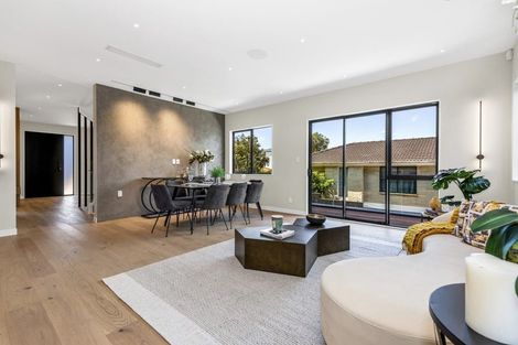 Photo of property in 202 Clovelly Road, Bucklands Beach, Auckland, 2012