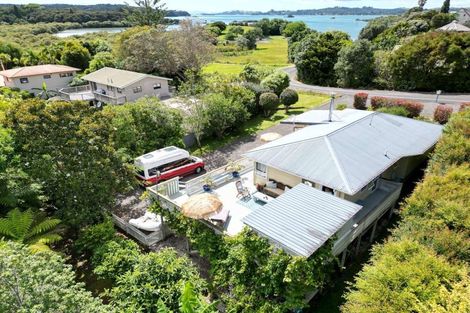 Photo of property in 82 Rangitane Loop Road, Kerikeri, 0294