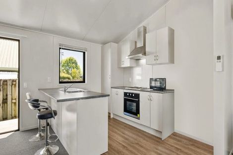 Photo of property in 37 Te Iwiheke Place, Turangi, 3334