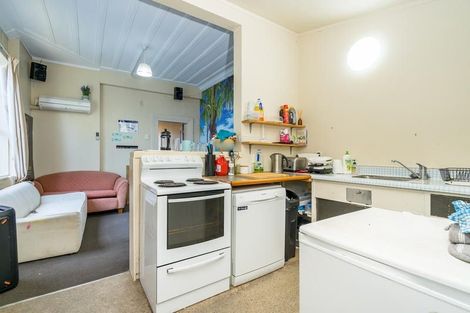Photo of property in 142 Albany Street, North Dunedin, Dunedin, 9016