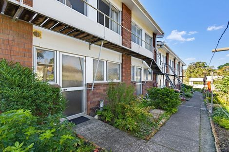 Photo of property in 3/16 Willerton Avenue, New Lynn, Auckland, 0600