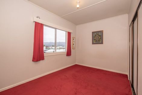 Photo of property in 79 Russell Street, Westport, 7825