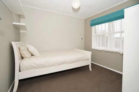 Photo of property in 18 Macmurdo Avenue, Glenview, Hamilton, 3206