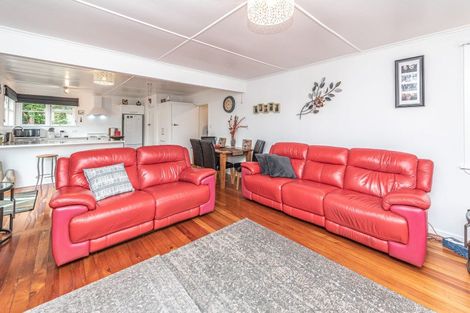 Photo of property in 18 Suther Street, Waverley, 4510