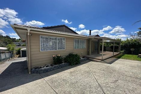 Photo of property in 15 Leo Street, Glen Eden, Auckland, 0602