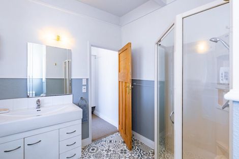 Photo of property in 84 Whiteley Street, Moturoa, New Plymouth, 4310