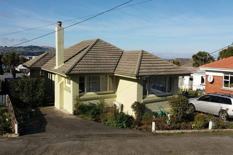 Photo of property in 16 Asquith Street, Caversham, Dunedin, 9012