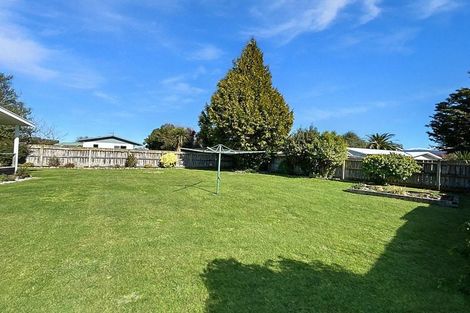 Photo of property in 18 Baillie Crescent, Carterton, 5713