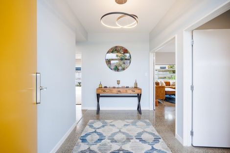 Photo of property in 2 Chestnut Close, Kelvin Grove, Palmerston North, 4414