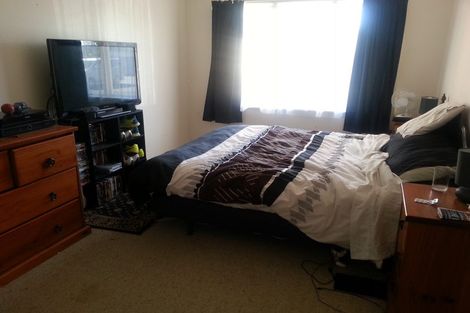 Photo of property in 6 View Road, Papakura, 2110