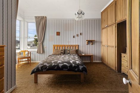 Photo of property in 52 Freyberg Street, Lyall Bay, Wellington, 6022